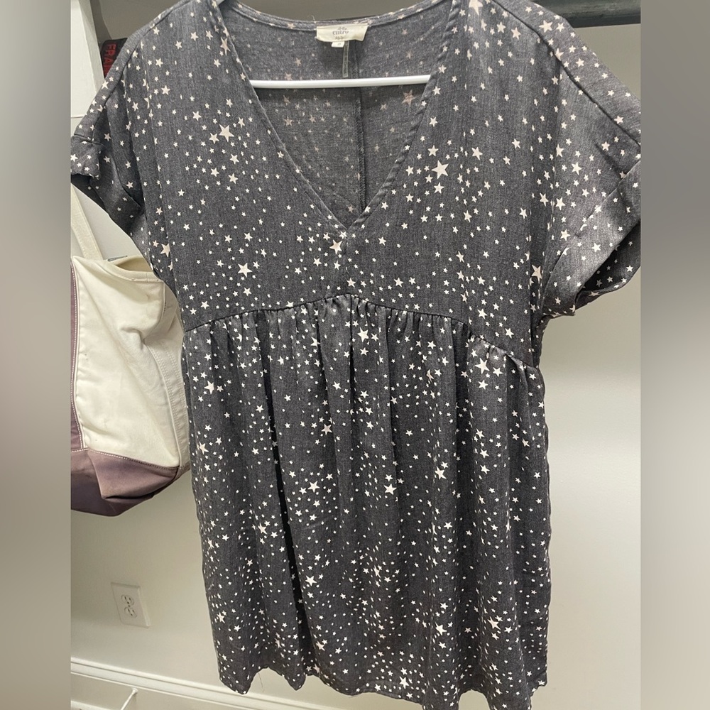 Gray star dress, empire waist. Small.